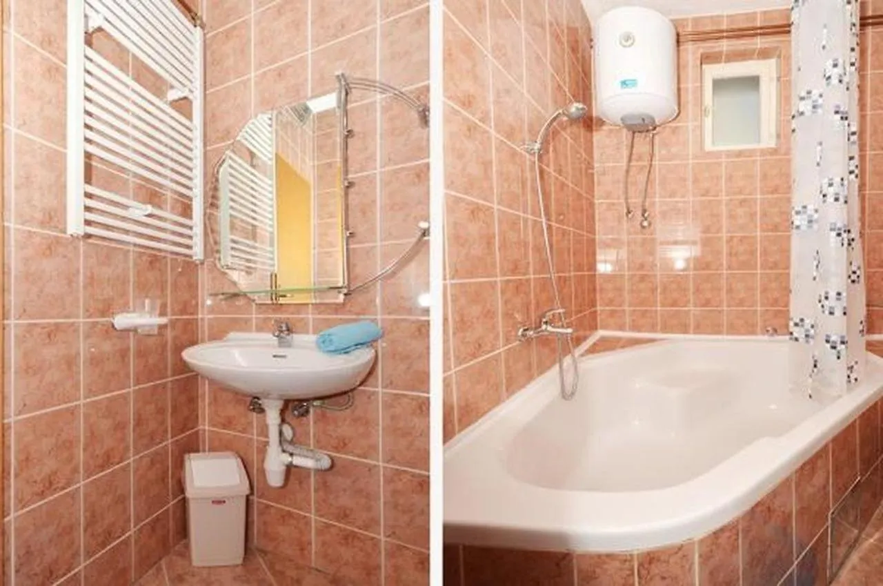 Apartment In Trogir With Sea View, Terrace, Air Conditioning, W-Lan 5065-1 0*,  Croatia