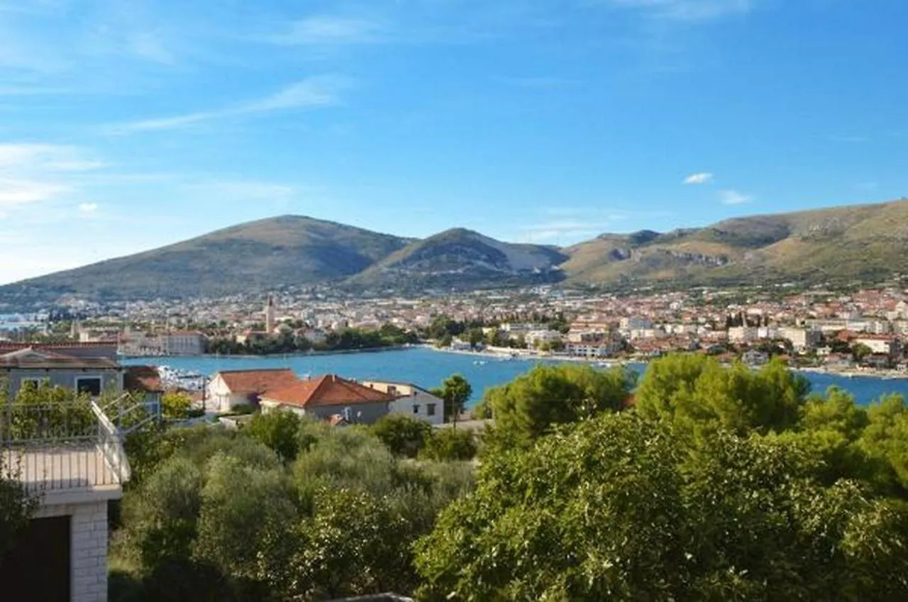 Apartment In Trogir With Sea View, Terrace, Air Conditioning, W-Lan 5065-1 Croatia