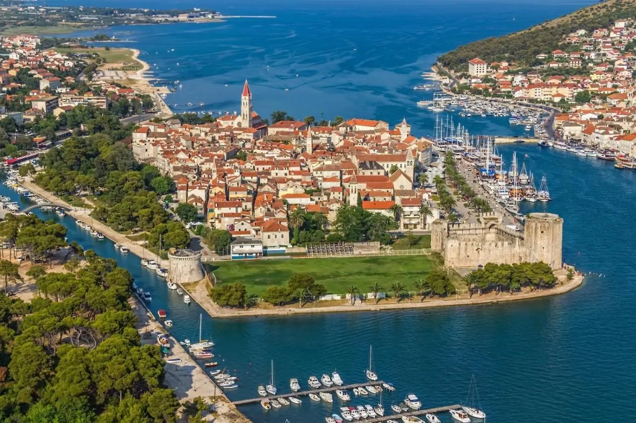 Apartment In Trogir With Sea View, Terrace, Air Conditioning, W-Lan 5065-1